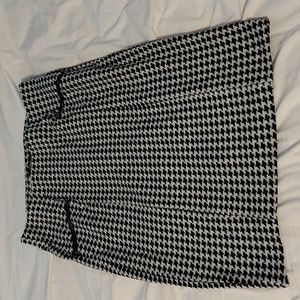 Mid calf skirt size 6